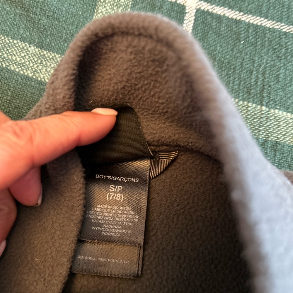 Boys North Face Gray fleece jacket